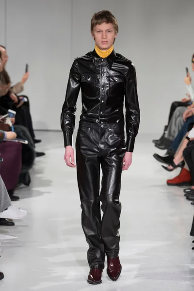 Look 54